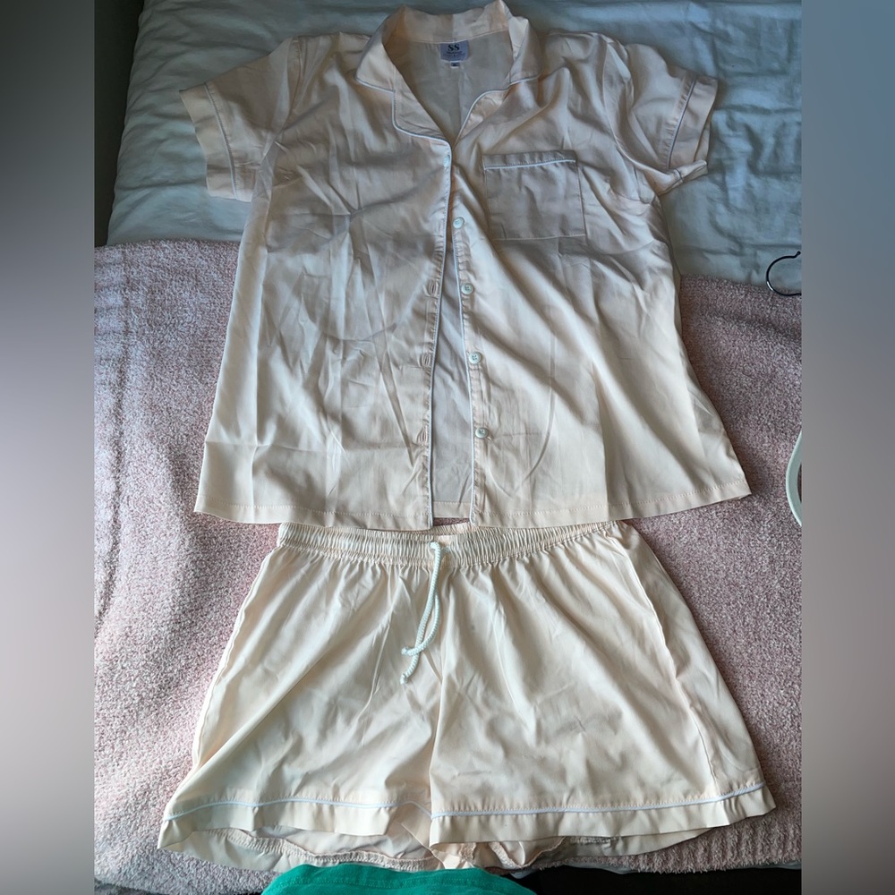 Pajama set